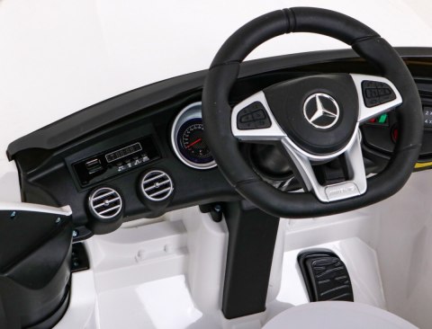 Mercedes Benz GLC63S dla dzieci Biały + Pilot + Napęd 4x4 + MP3 LED + EVA + Wolny Start