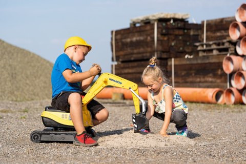 FALK Koparka Komatsu Obrotowa Łopata + Kask