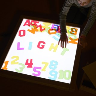 MASTERKIDZ Panel Świetlny LED Zmiana Kolorów Pilotem + Zestaw Akcesoriów